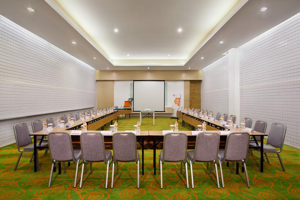 Harris Hotel & Convention Festival Citylink Bandung Kültér fotó
