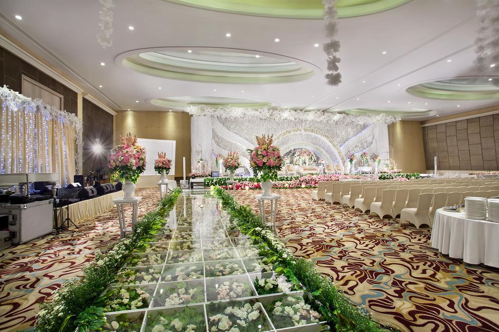 Harris Hotel & Convention Festival Citylink Bandung Kültér fotó